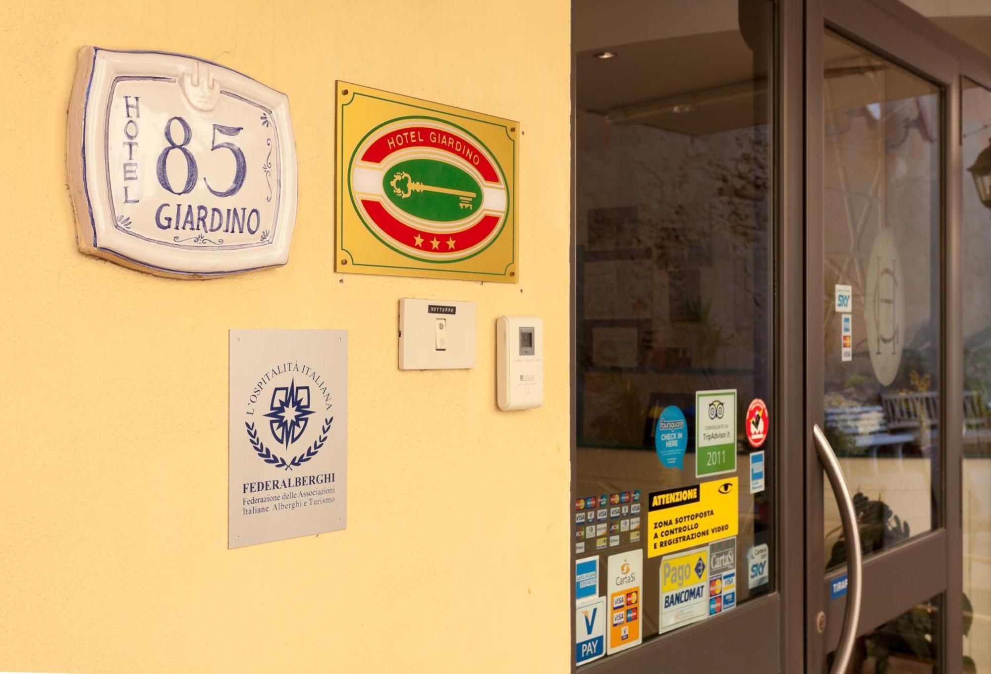 Parking Hotel Giardino Livorno Exteriör bild